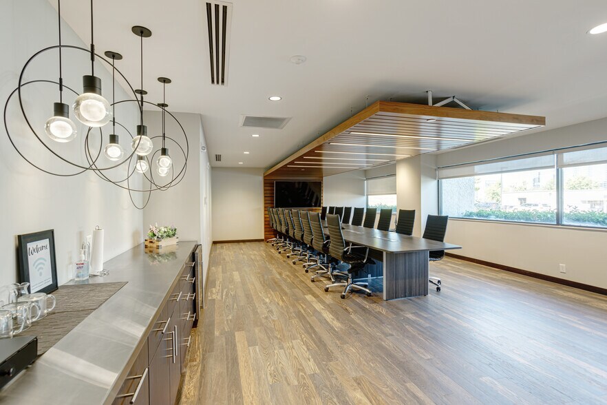 More Photos Of 930 South St, Nashville Loft Creative Space For Sale