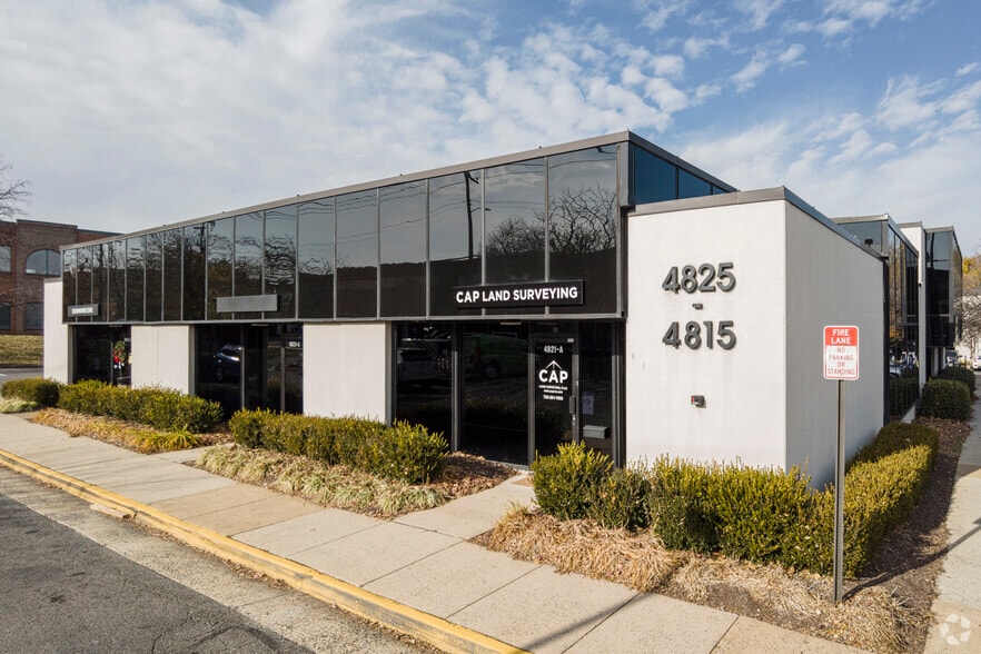 More Photos Of 4713A-4725B Eisenhower Ave, Alexandria Unknown For Lease