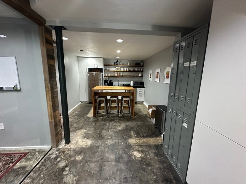 More Photos Of 211 W Freemason St, Norfolk Office Residential For Lease