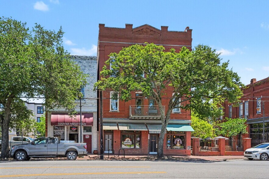More Photos Of 512-514 Martin Luther King Jr Blvd, Savannah Storefront Retail Residential For Lease