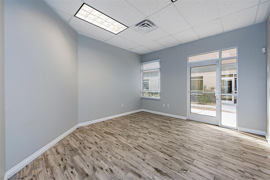 More Photos Of 2950 Sunridge Heights Pky, Henderson Medical For Sale