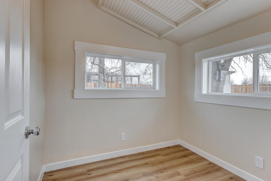 More Photos Of 218 N Avenue C, Kuna Apartments For Sale