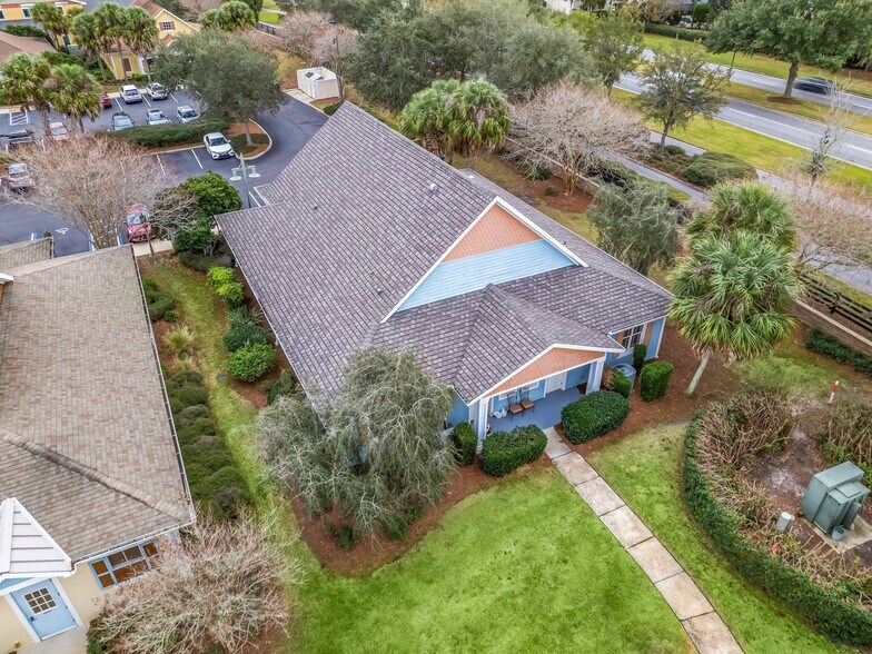 More Photos Of 910 Old Camp Rd, Lady Lake Medical For Sale