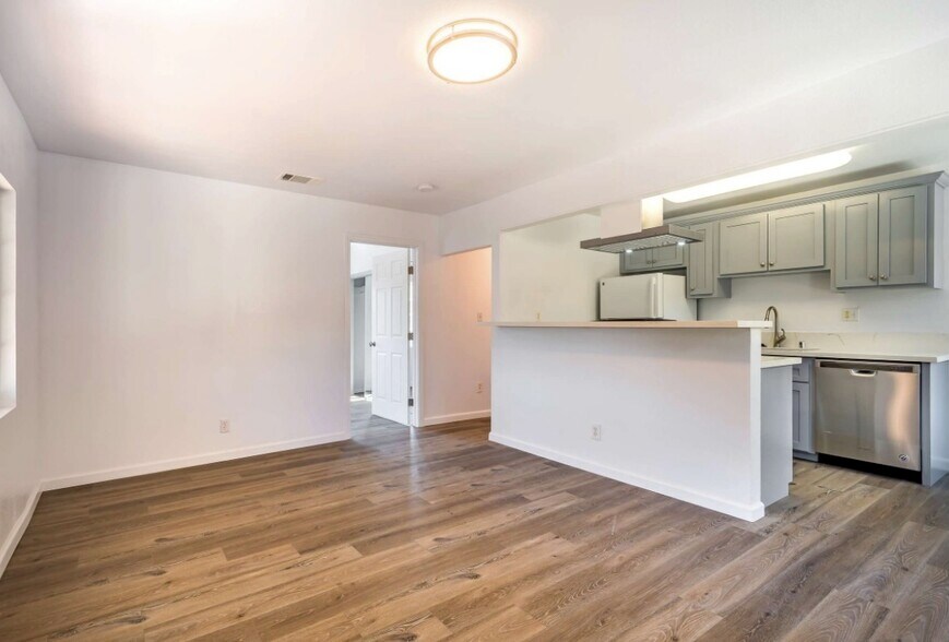 More Photos Of 3317 E 8th St, Los Angeles Apartments For Sale