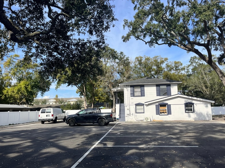 More Photos Of 1251-1255 Miller Ave, Winter Park Medical For Lease