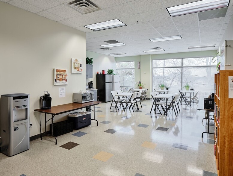 More Photos Of 12508 Jones Maltsberger Rd, San Antonio Office For Lease