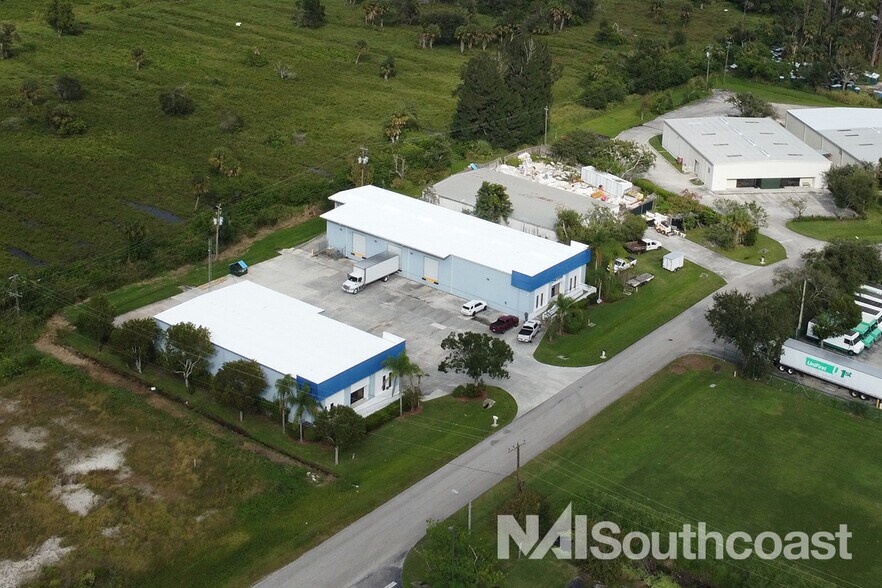 More Photos Of 7328 Commercial Cir, Fort Pierce Unknown For Lease