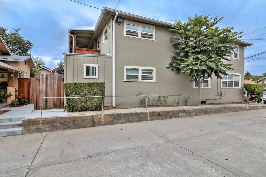 More Photos Of 66 3rd St, Gilroy Apartments For Sale
