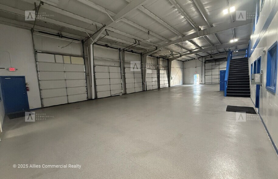 More Photos Of 8846 E 33rd St, Indianapolis Industrial For Sale