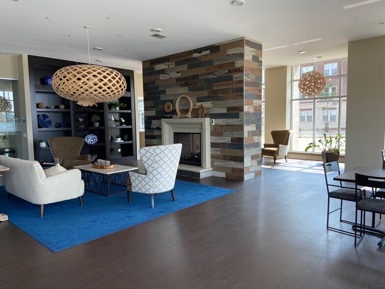 More Photos Of 115 E Walnut St, Green Bay Apartments For Lease