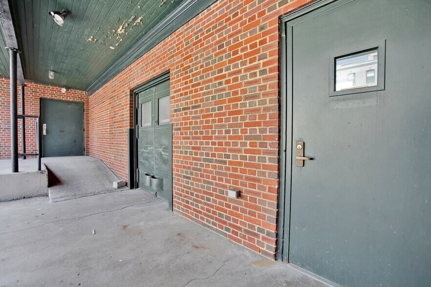 More Photos Of 2 Waln St, Wellsboro Office For Sale