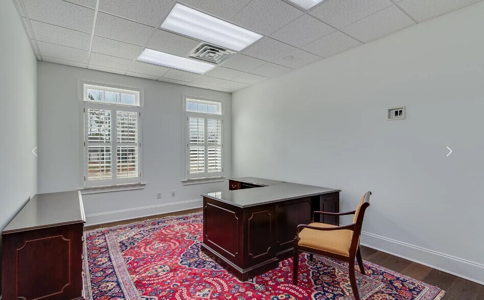 More Photos Of 5650 Georgia Highway 400, Cumming Office For Lease