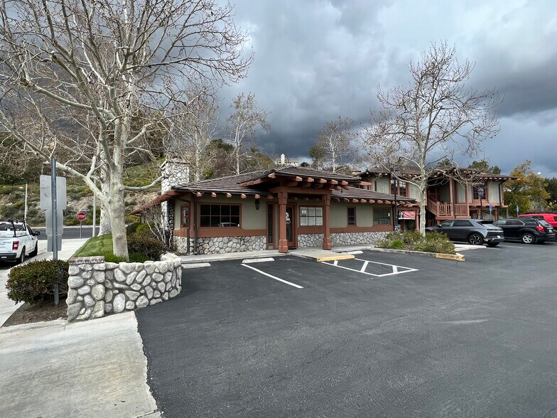 More Photos Of 27940 Vista Canyon Blvd, Canyon Country Medical For Lease