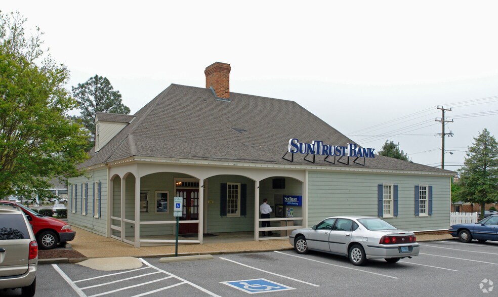 More Photos Of 1220 Sycamore Sq, Midlothian Unknown For Lease