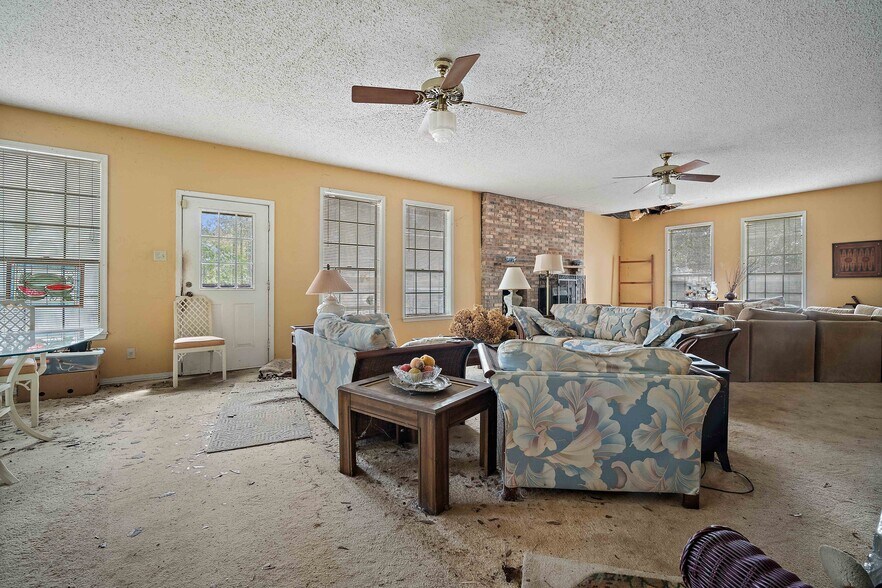 More Photos Of 11100 US-45, Chunchula Freestanding For Sale