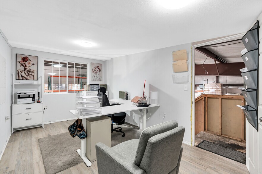 More Photos Of 15464 SE 94th Ave, Clackamas Industrial For Sale