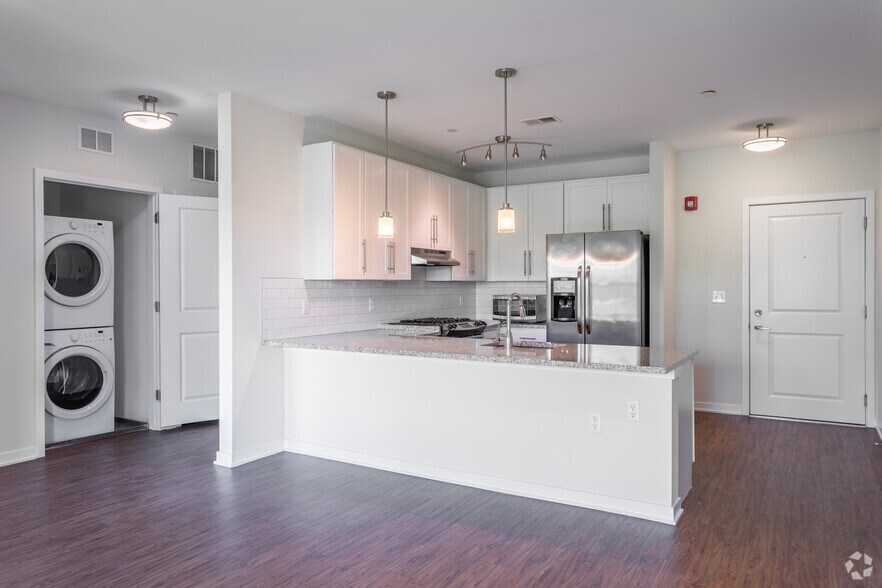 More Photos Of 34 Oakwood Ave, Norwalk Apartments For Lease