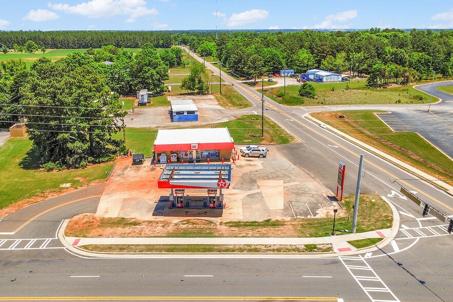 More Photos Of 201 US Highway 1 Byp S, Louisville General Retail For Sale
