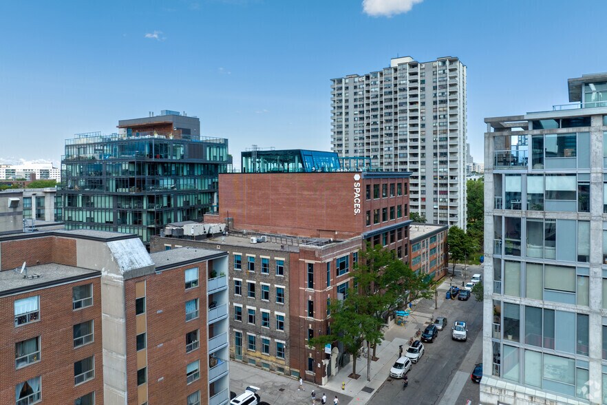 More Photos Of 172 John St, Toronto Office For Sale