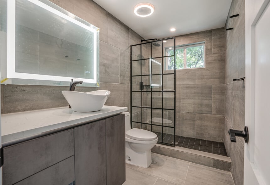 More Photos Of 811 Montana St, San Antonio Apartments For Sale