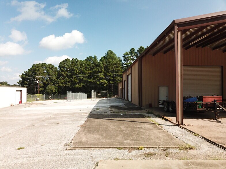 More Photos Of 3381 TX-21 Hwy, Nacogdoches Light Manufacturing For Sale