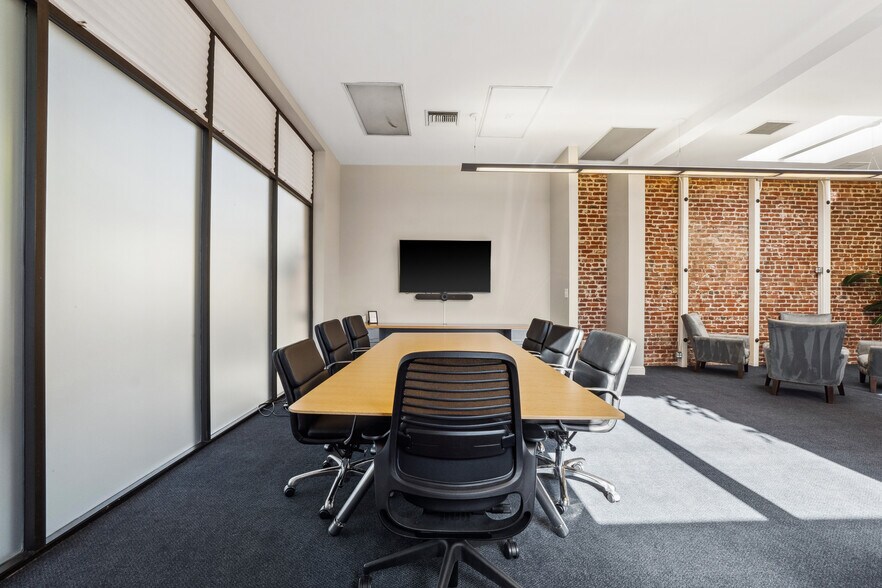 More Photos Of 247 High St, Palo Alto Office For Lease