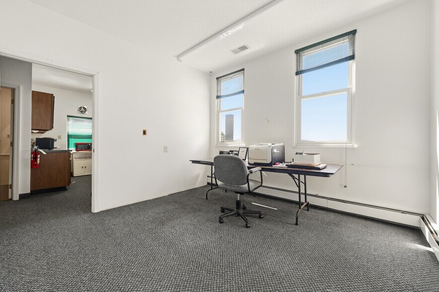 More Photos Of 628 California Ave, Pittsburgh Storefront Retail Residential For Sale