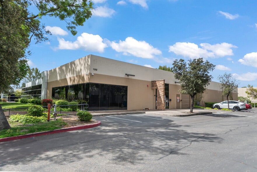 More Photos Of 1252 Quarry Ln, Pleasanton Research And Development For Sale