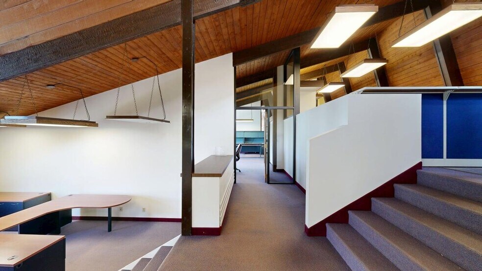 More Photos Of 11 E Airport Rd, Billings Office For Sale