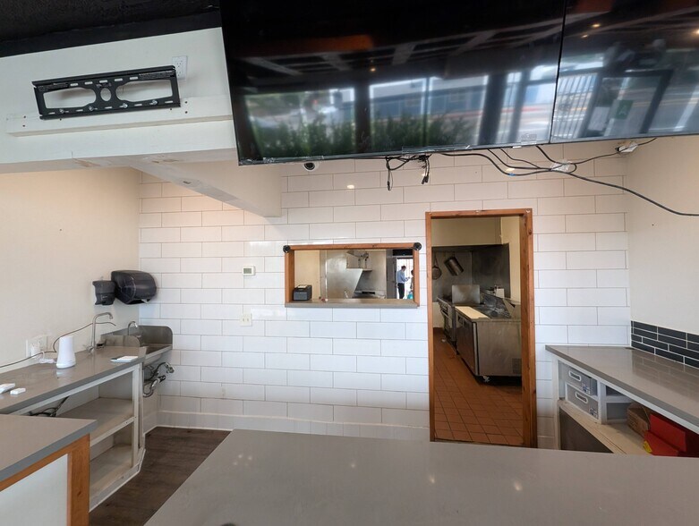 More Photos Of 2603 Tyler Ave, South El Monte Fast Food For Sale
