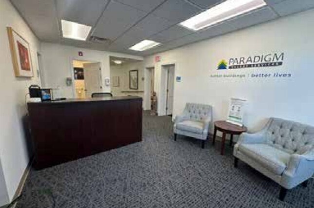 More Photos Of 366 Medford St, Somerville Service For Lease