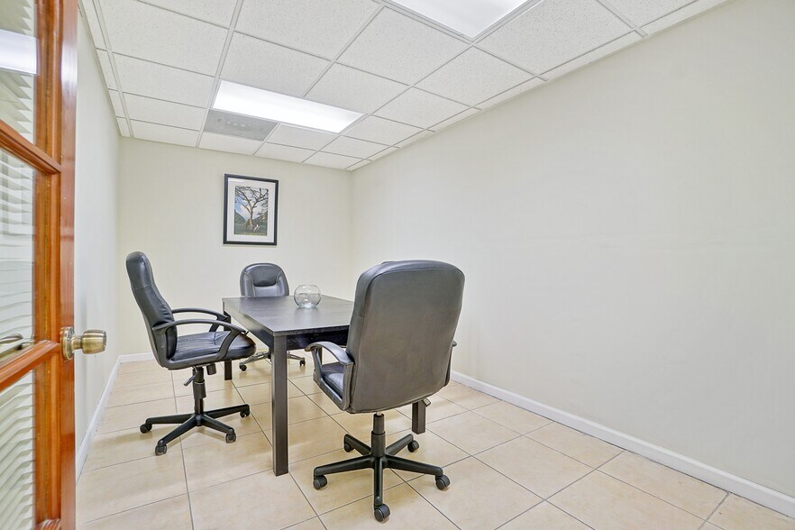 More Photos Of 8200-8358 NW 30th Ter, Doral Coworking Space