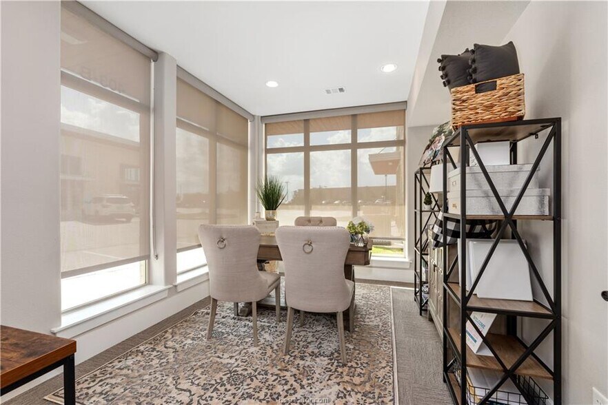 More Photos Of 1645 Greens Prairie Rd W, College Station Office For Sale