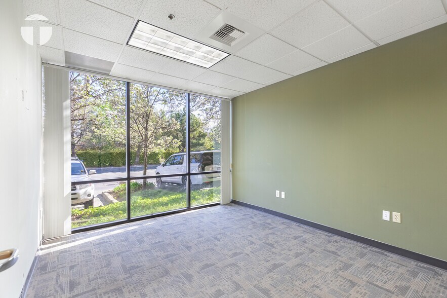 More Photos Of 2330 E Bidwell St, Folsom Medical For Sale