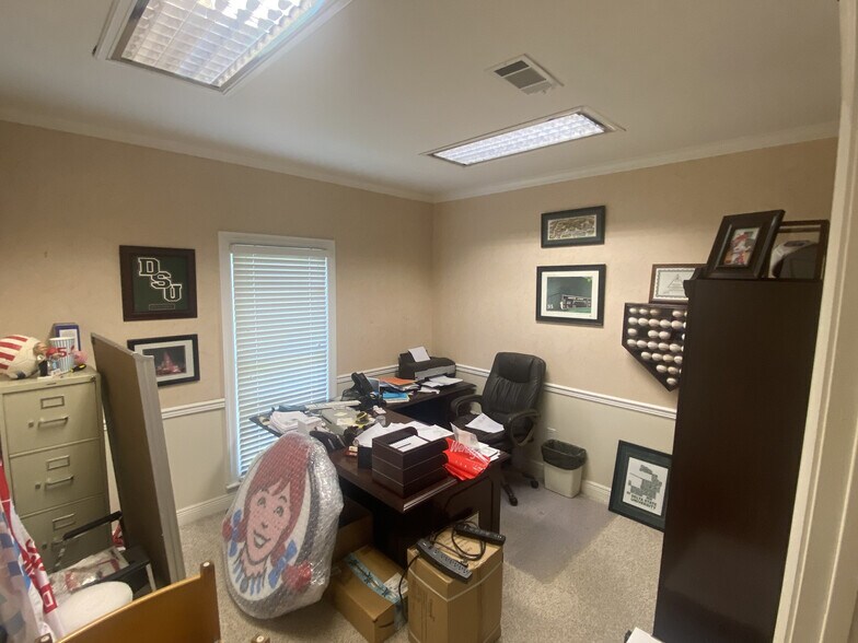 More Photos Of 517 Keywood Cir, Flowood Office For Lease