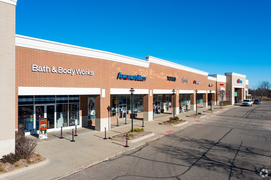 More Photos Of 47142-47330 Michigan Ave, Canton Township Unknown For Lease