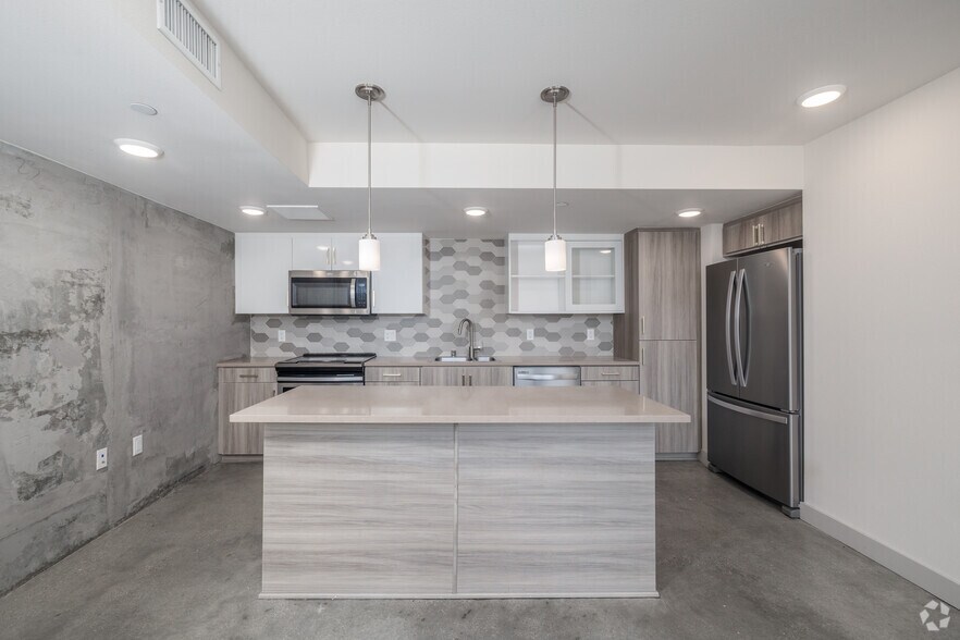 More Photos Of 899 Traction Ave, Los Angeles Apartments For Lease