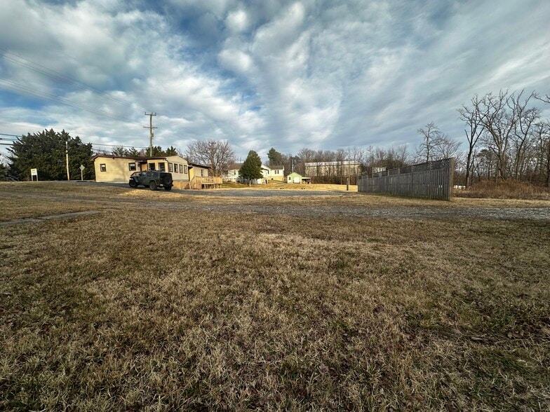 More Photos Of 703-705A Philadelphia Rd, Joppa Office Residential For Sale