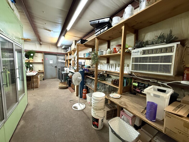 More Photos Of 421 N Spruce St, Abilene Freestanding For Sale