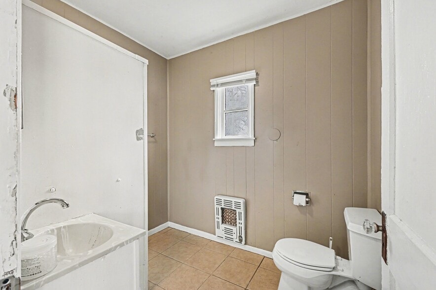 More Photos Of 308 Chestnut St, Silver Lake Apartments For Sale