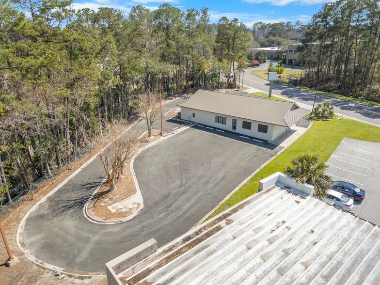 More Photos Of 710 Mall Blvd, Savannah Bank For Sale