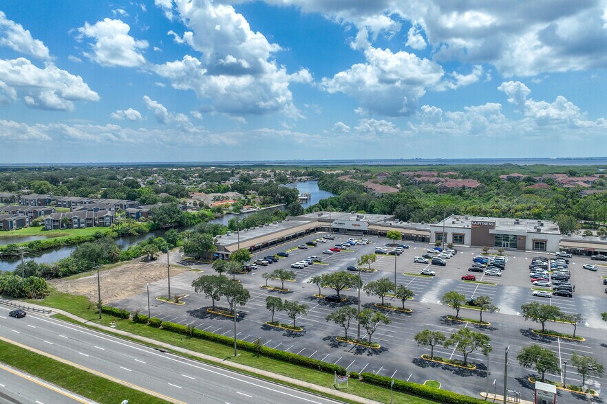 More Photos Of 11200-11284 W Hillsborough Ave, Tampa Unknown For Lease