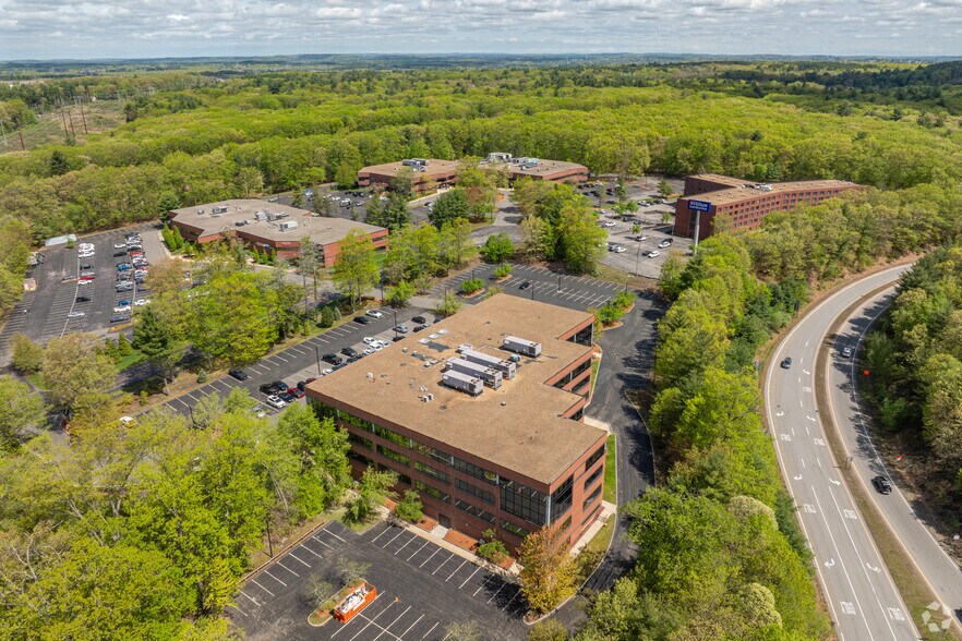 More Photos Of 1 Highwood Dr, Tewksbury Office For Lease
