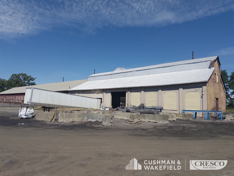 More Photos Of 4501 Lakeside Ave, Cleveland Manufacturing For Lease