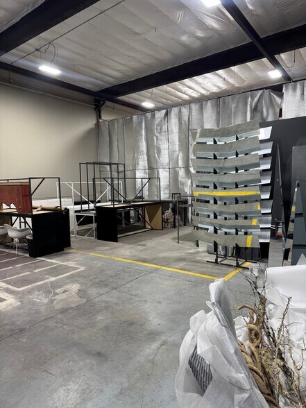 More Photos Of 824-826 W 800 S, Salt Lake City Warehouse For Lease