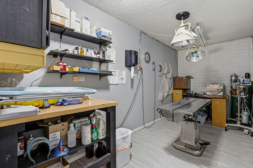 More Photos Of 10050 Mccombs St, El Paso Medical For Sale