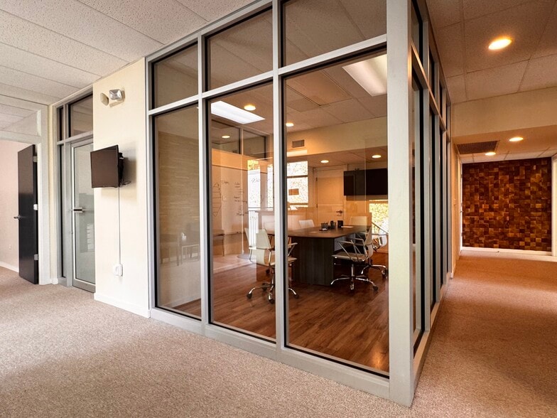 More Photos Of 669 Berkmar Ct, Charlottesville Office For Sale