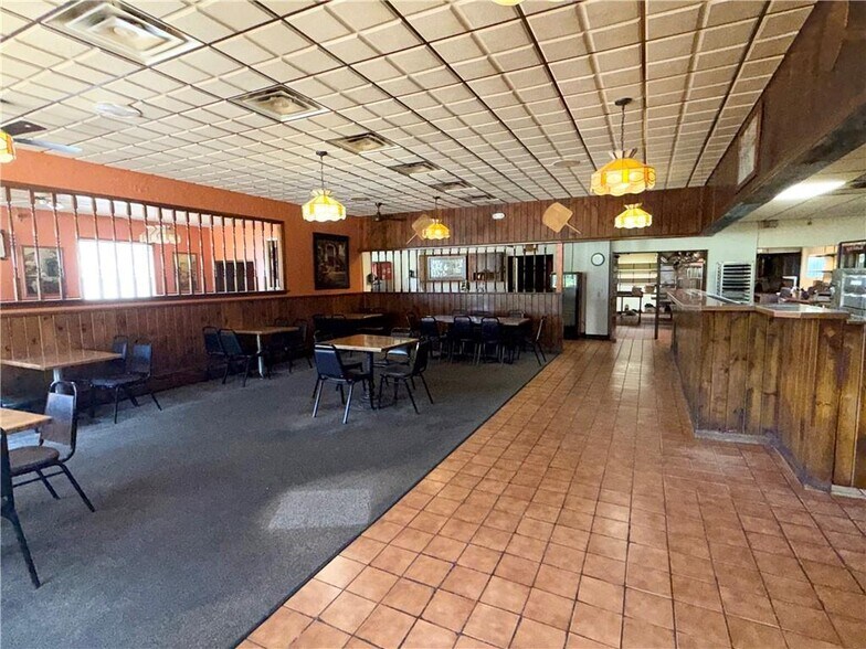 More Photos Of 24 Oneida St, Oneonta Restaurant For Sale