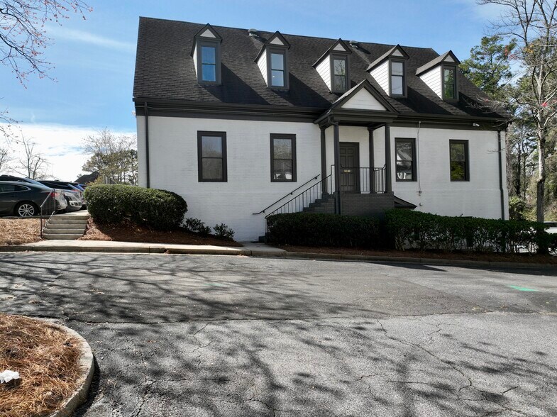 More Photos Of 1519 Johnson Ferry Rd, Marietta Office For Lease