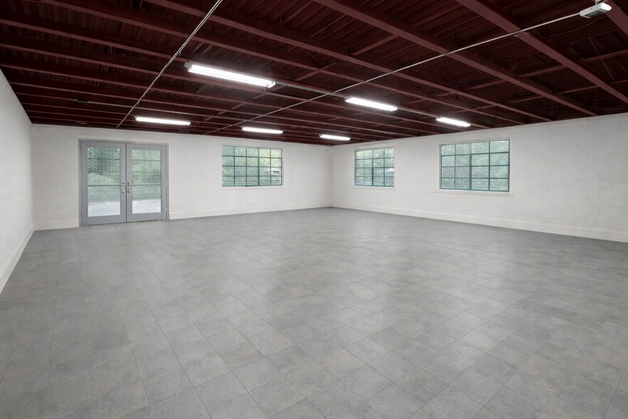 More Photos Of 47 W Gates St, Columbus Warehouse For Lease